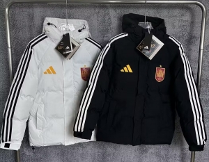 2026 Spain cotton coat, size M-4XL black and white