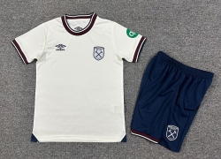 2526 West Ham Away Soccer Kids