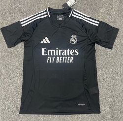 2526 RM black training shirt