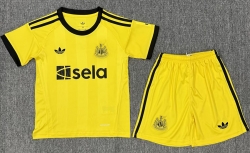 2526 Newcastle yellow GK kids
