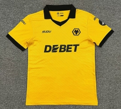 2526 Wolverhampton Home Soccer Jersey